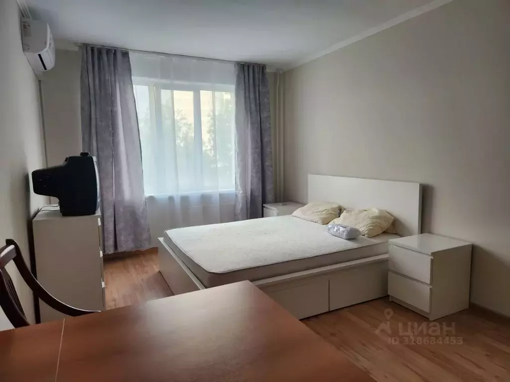 1-к кв. Москва ул. Героев Панфиловцев, 12К1 (32.0 м) - Фото 0