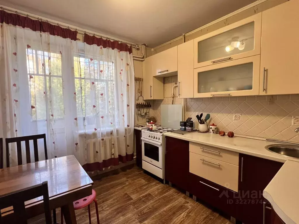 2-к кв. Чувашия, Чебоксары ул. Гузовского, 19 (52.9 м) - Фото 1