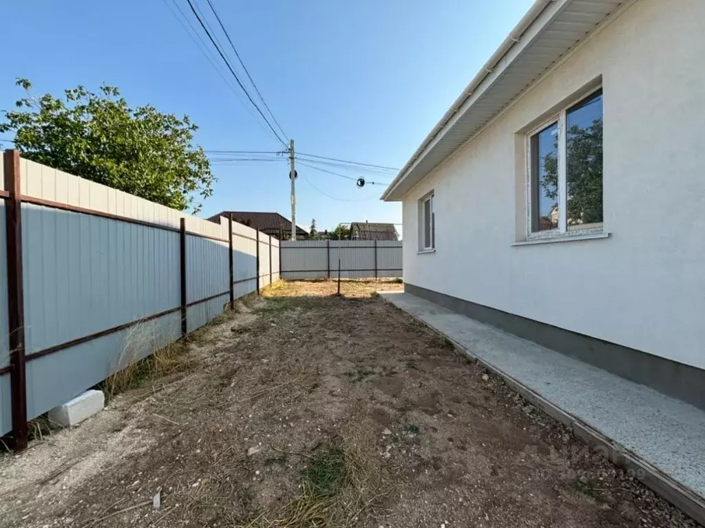 Дом в Крым, Симферопольский район, с. Мирное ул. Пейзажная, 1 (75 м) - Фото 2