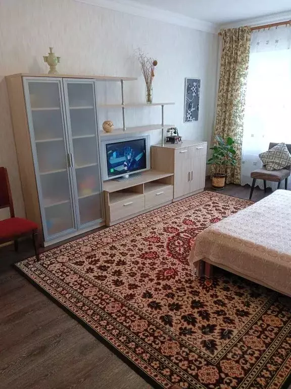 2-к кв. Псковская область, Псков ул. Шестака, 24 (68.0 м) - Фото 1