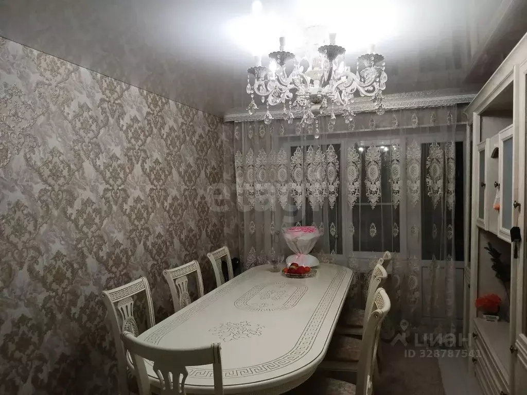 3-к кв. Белгородская область, Валуйки ул. Максима Горького, 3 (51.4 м) - Фото 1