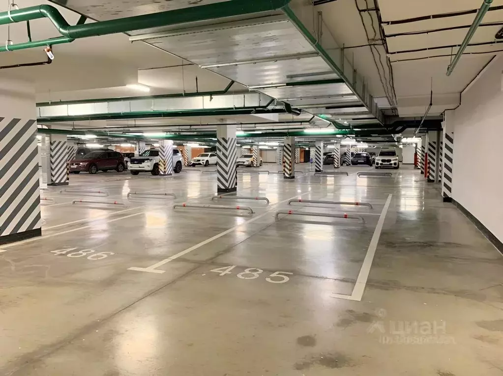 Гараж в Москва Новоалексеевская ул., 16к3 (15 м) - Фото 1