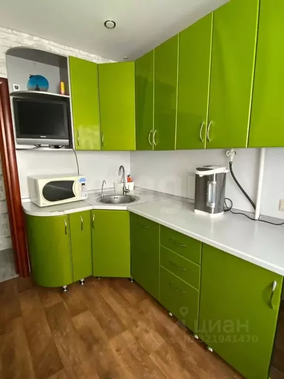 3-к кв. Ямало-Ненецкий АО, Новый Уренгой Юбилейный мкр, 5/7 (67.6 м) - Фото 1