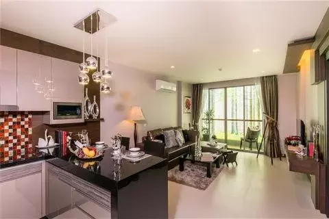 Bangtao Condominium for sale at Phuket - Фото 0