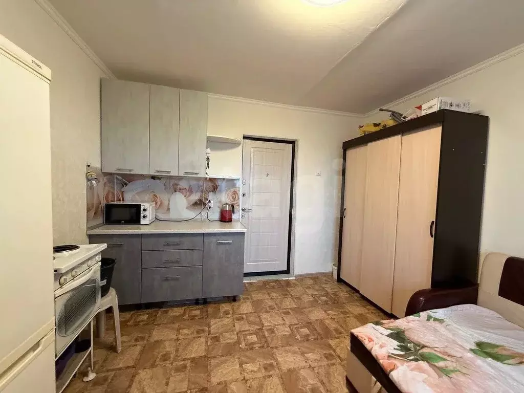 Комната Тюменская область, Тюмень Олимпийская ул., 23 (13.2 м) - Фото 1