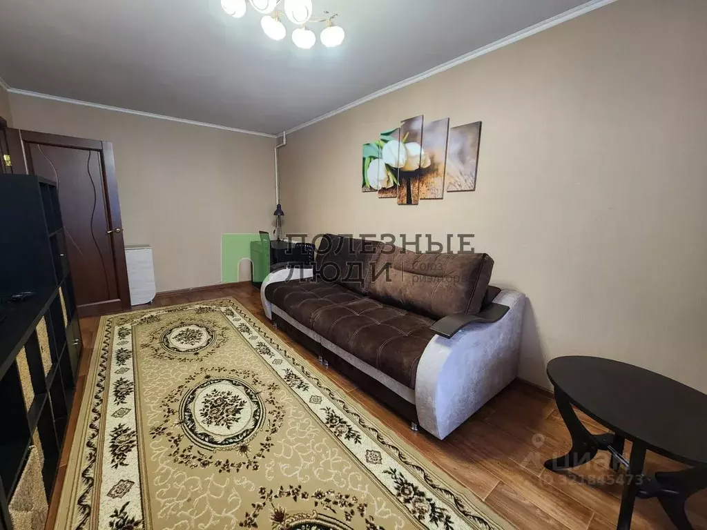 3-к кв. Курганская область, Курган Куртамышская ул., 22 (62.3 м) - Фото 1