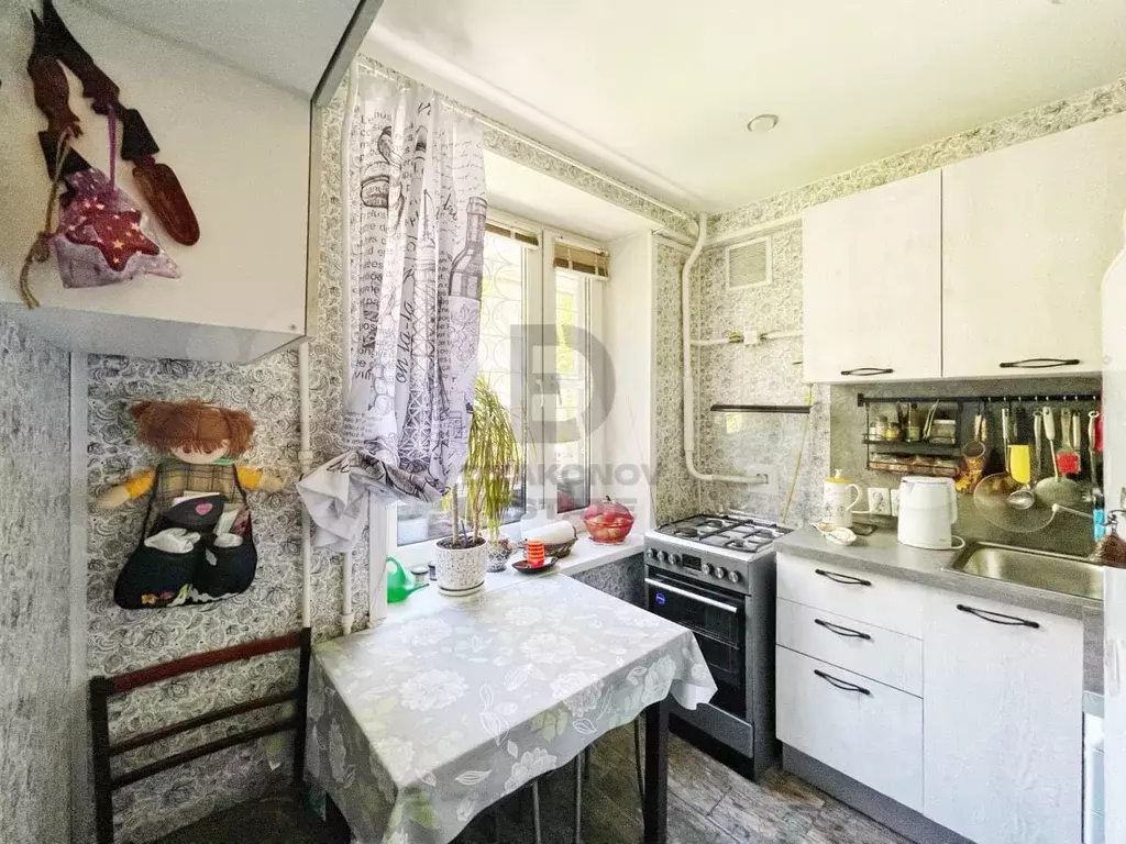 3-к. квартира, 56,7 м, 1/5 эт. - Фото 0