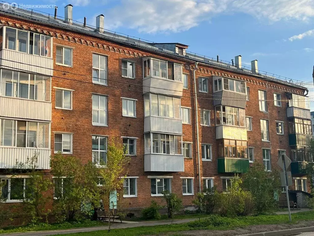 2-комнатная квартира: посёлок городского типа Запрудня, переулок Мира, ... - Фото 0