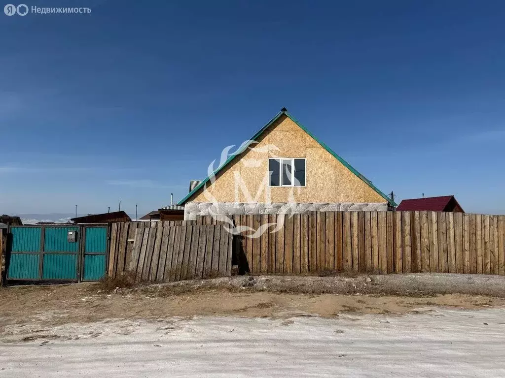 Дом в село Нижний Саянтуй, ДНТ Багульник, 3-й квартал, 903 (125 м) - Фото 1