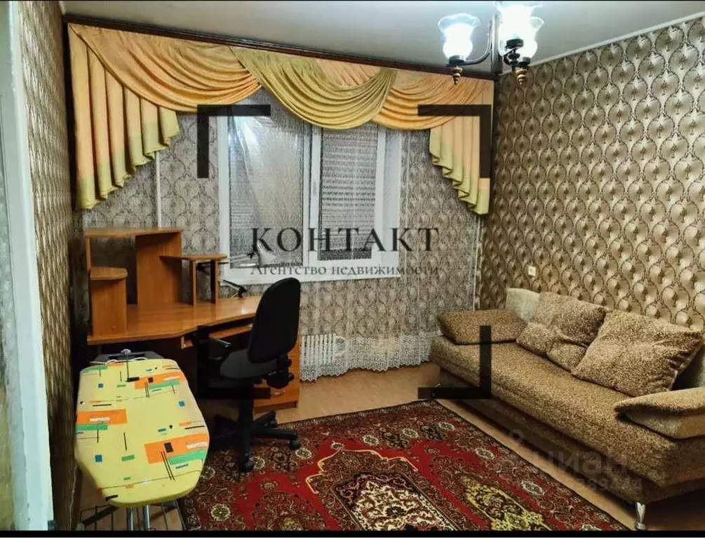 2-к кв. Белгородская область, Старый Оскол Восточный мкр, 9 (52.0 м) - Фото 0