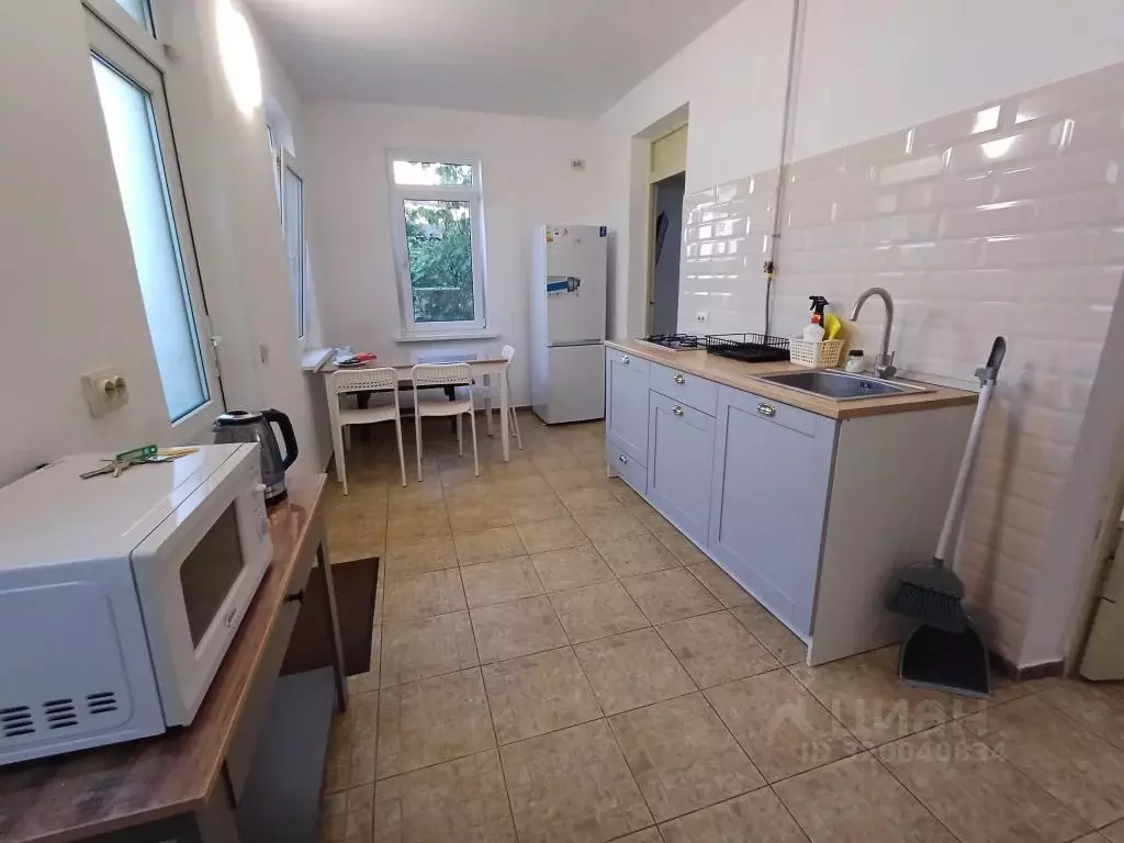 2-к кв. Краснодарский край, Геленджик ул. Александра Блока, 57 (55.0 ... - Фото 1