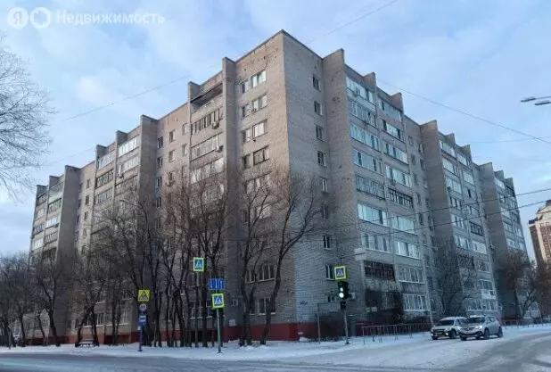 4-комнатная квартира: Тюмень, улица Самарцева, 40 (70 м) - Фото 1