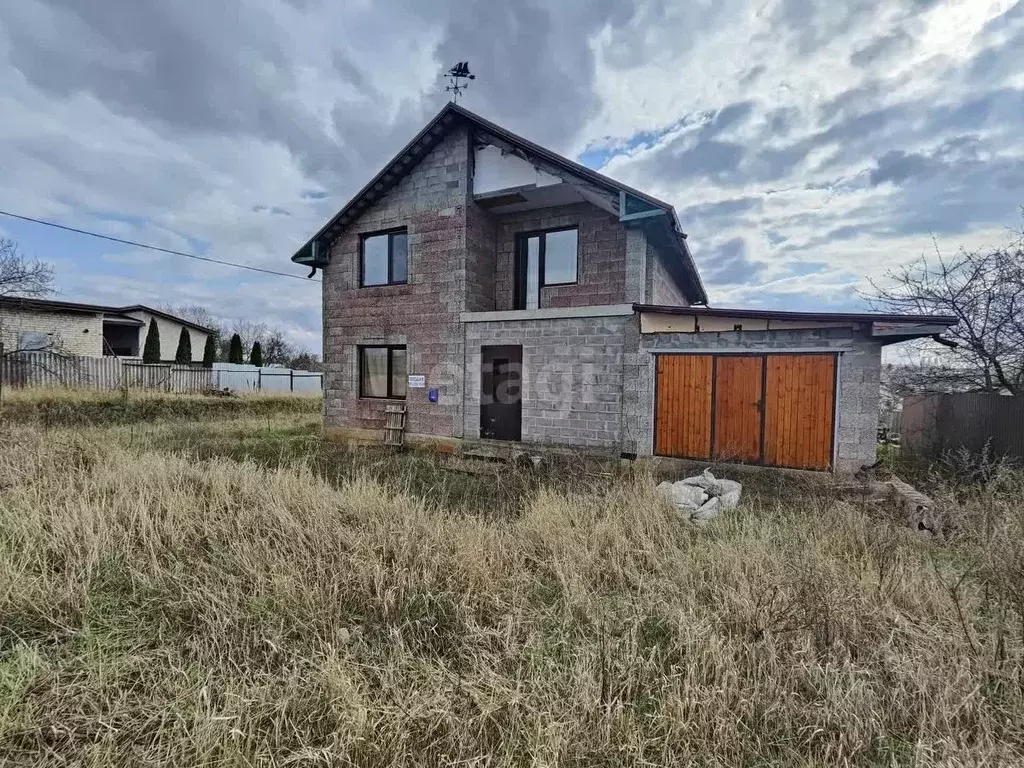Дом в Белгородская область, Белгородский район, Головинское с/пос, с. ... - Фото 0