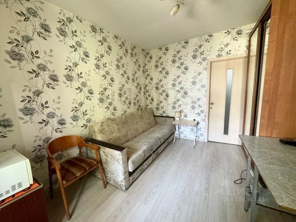Комната Свердловская область, Екатеринбург ул. Ильича, 15 (10.3 м) - Фото 1