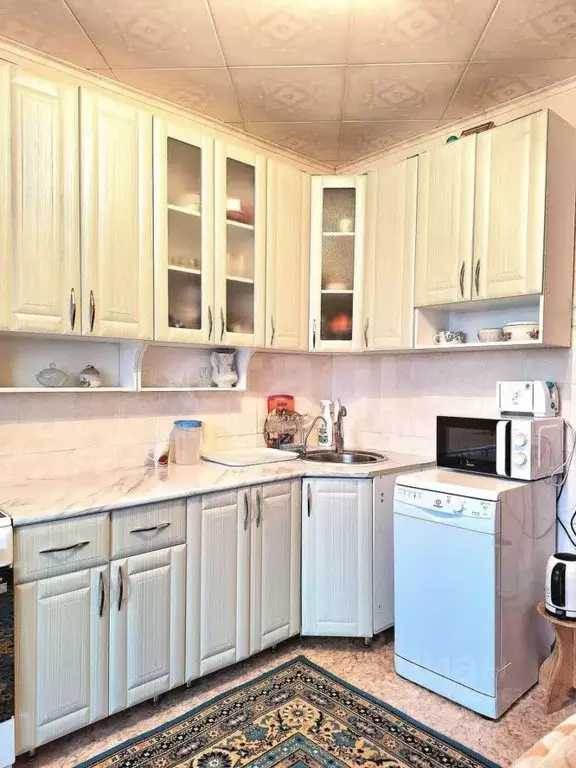 3-к кв. Ханты-Мансийский АО, Нягань Пионерская ул., 58А (65.5 м) - Фото 0