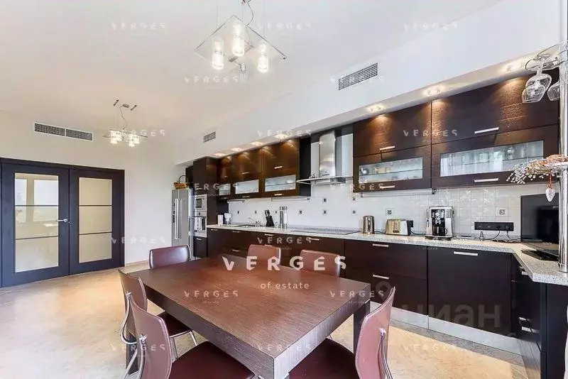 4-к кв. Москва Мосфильмовская ул., 70 (185.0 м) - Фото 1