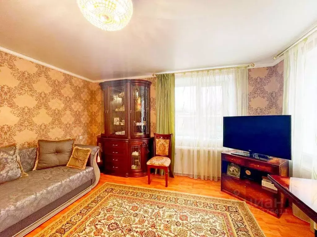 2-к кв. Белгородская область, Белгород пер. Макаренко, 2 (59.5 м) - Фото 1