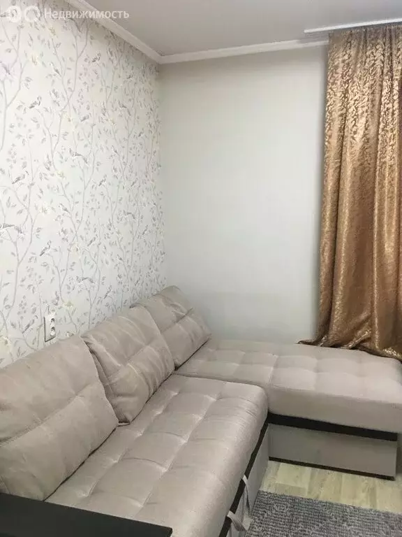 1к в 4-комнатной квартире (12 м) - Фото 0