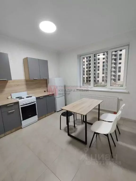 1-к кв. Белгородская область, Старый Оскол Степной мкр, 33Б (43.2 м) - Фото 2