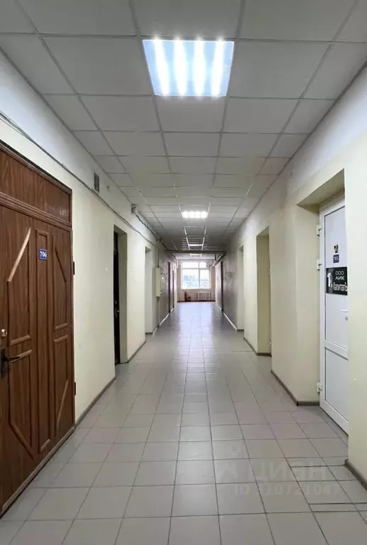 Офис в Астраханская область, Астрахань ул. Ленина, 20 (30 м) - Фото 2