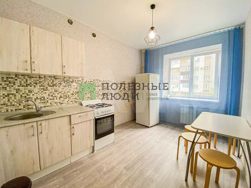 1-к. квартира, 33,6 м, 2/9 эт. - Фото 0