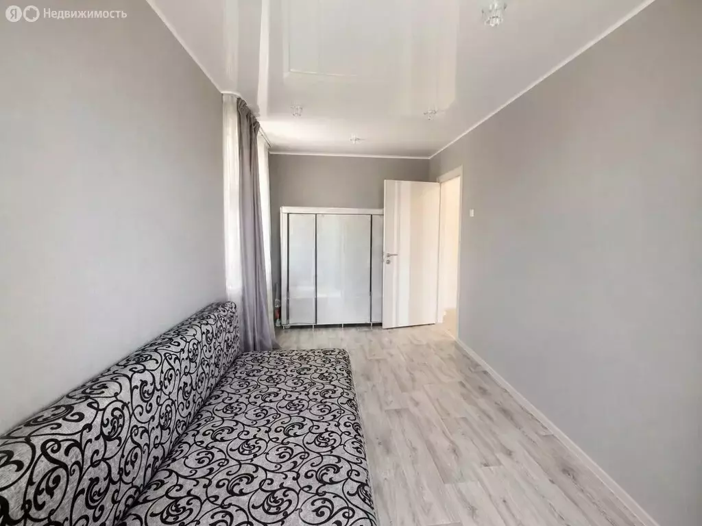3-комнатная квартира: село Авдон, улица 60 лет СССР, 24 (61.7 м) - Фото 2