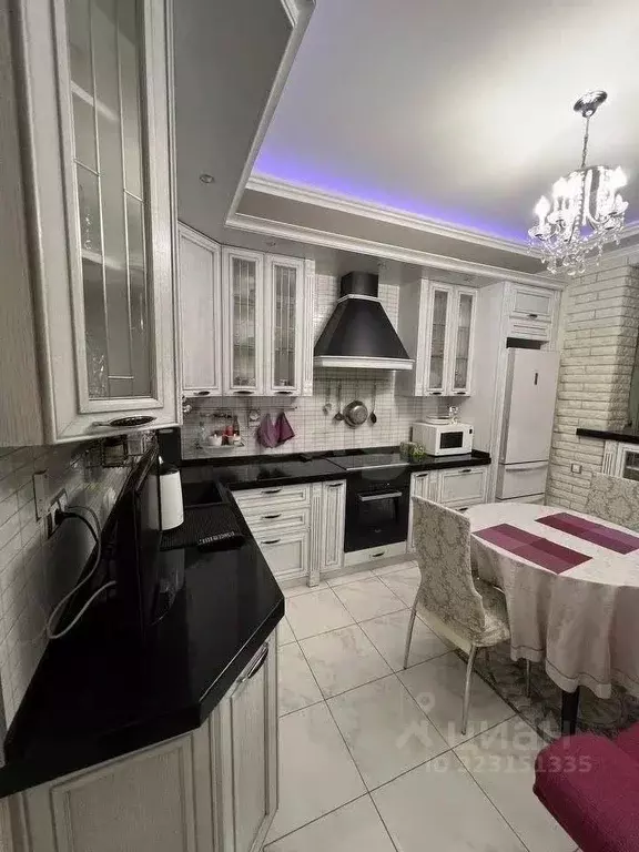 1-к кв. Белгородская область, Белгород ул. Буденного, 17в (56.1 м) - Фото 1