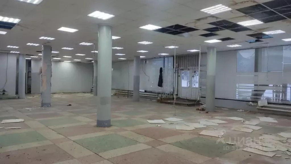 Помещение свободного назначения в Саратовская область, Ртищево Красная ... - Фото 1