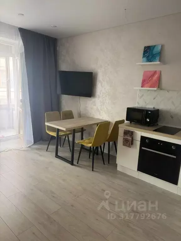 Студия Тюменская область, Тюмень ул. Эльвиры Федоровой, 1 (30.0 м) - Фото 1