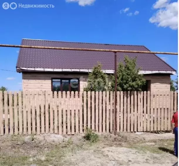 Дом в Петрокаменское, улица Трактористов (150 м) - Фото 2