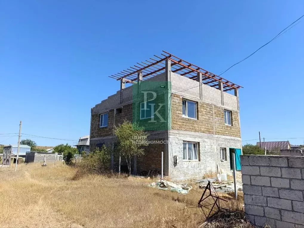 Дом в Севастополь Торпедо-1 садоводческое товарищество, 19 (231 м) - Фото 1