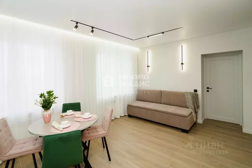 2-к кв. Омская область, Омск ул. Герцена, 99 (47.2 м) - Фото 1