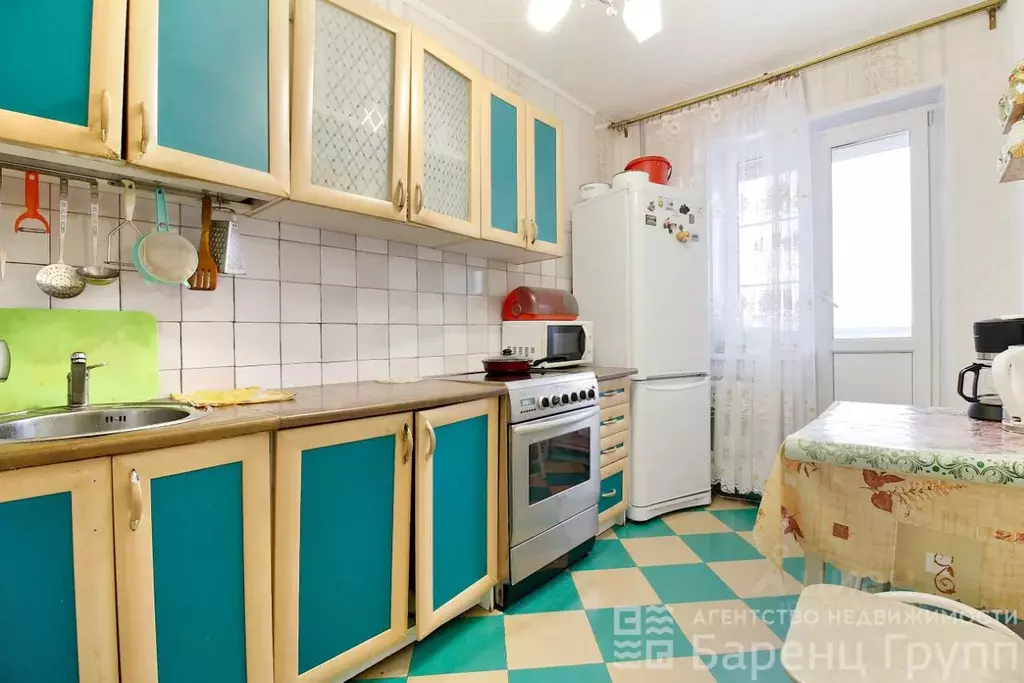 3-к кв. Карелия, Петрозаводск ул. Петрова, 1 (65.6 м) - Фото 1