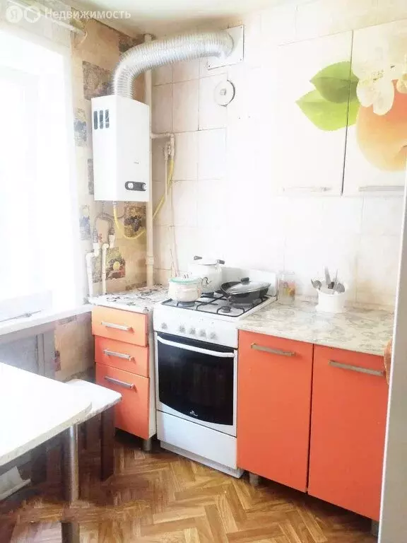 3-комнатная квартира: Товарково, посёлок городского типа Товарково, ... - Фото 0