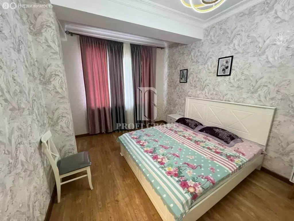 2-комнатная квартира: Махачкала, Газопроводная улица, 11к2 (75 м) - Фото 0