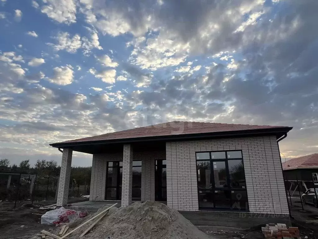 Дом в Ростовская область, Мясниковский район, Краснокрымское с/пос, ... - Фото 1