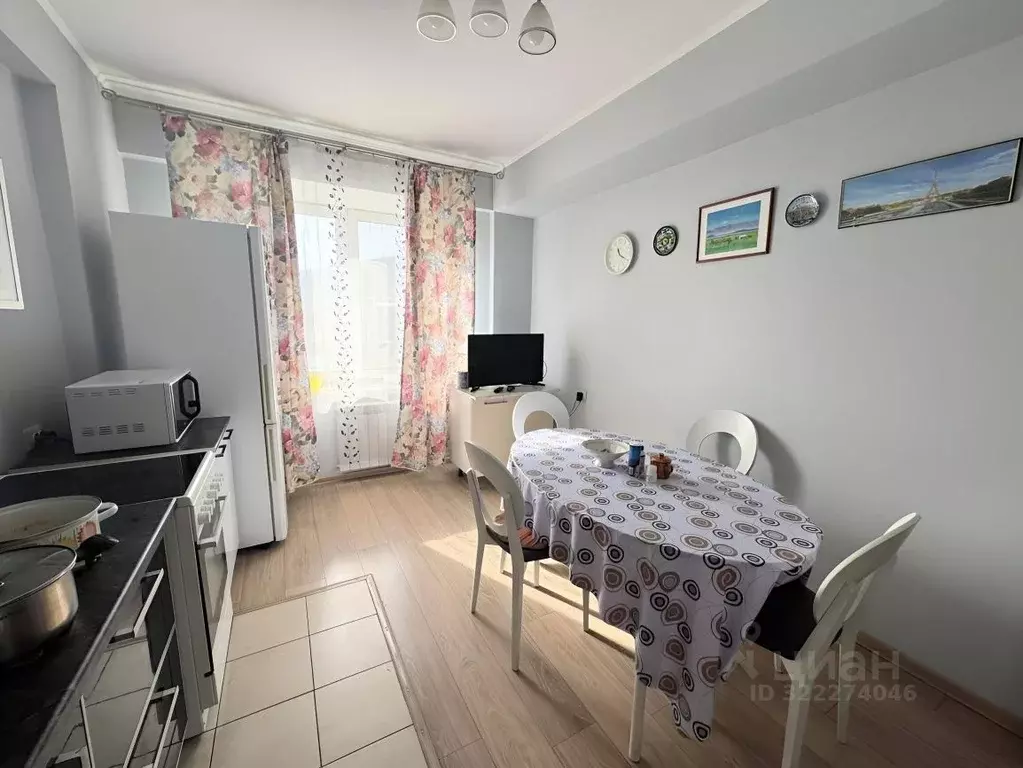 2-к кв. Бурятия, Улан-Удэ ул. Калашникова, 11Б (67.7 м) - Фото 2