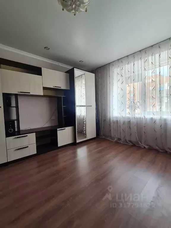 1-к кв. Омская область, Омск Пригородная ул., 3/2 (37.0 м) - Фото 0