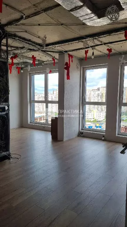 Продается 3-комнатная квартира - Фото 1