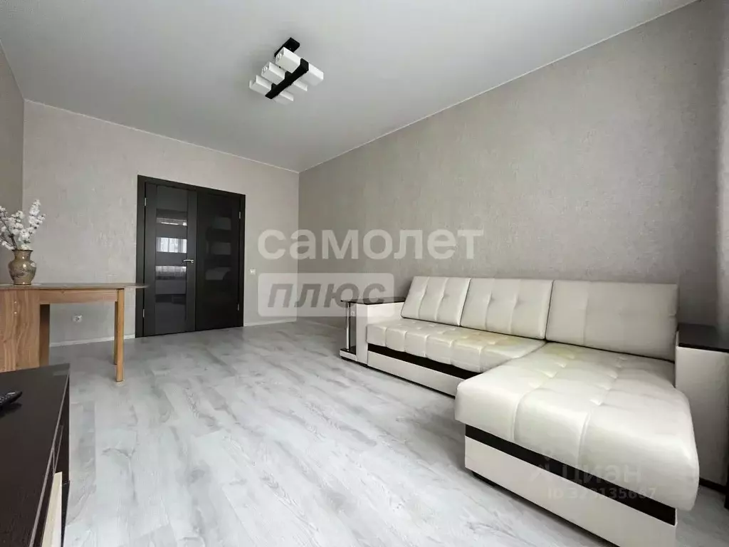 1-к кв. Брянская область, Брянск Красноармейская ул., 38 (42.4 м) - Фото 2