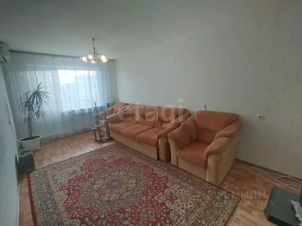 3-к кв. Саратовская область, Энгельс Полтавская ул., 9Б (65.7 м) - Фото 1