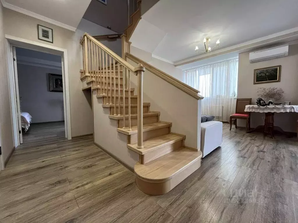 2-к кв. Севастополь просп. Победы, 21А/1 (100.0 м) - Фото 1