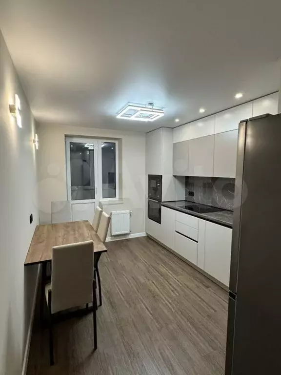 1-к. квартира, 42 м, 2/5 эт. - Фото 0