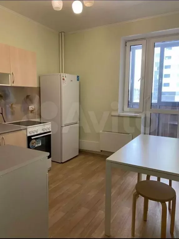 2-к. квартира, 42 м, 4/15 эт. - Фото 0