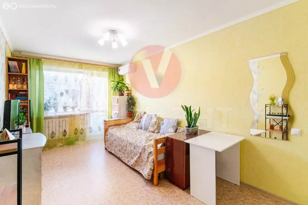 1-комнатная квартира: Омск, улица Дианова, 7В (30 м) - Фото 1