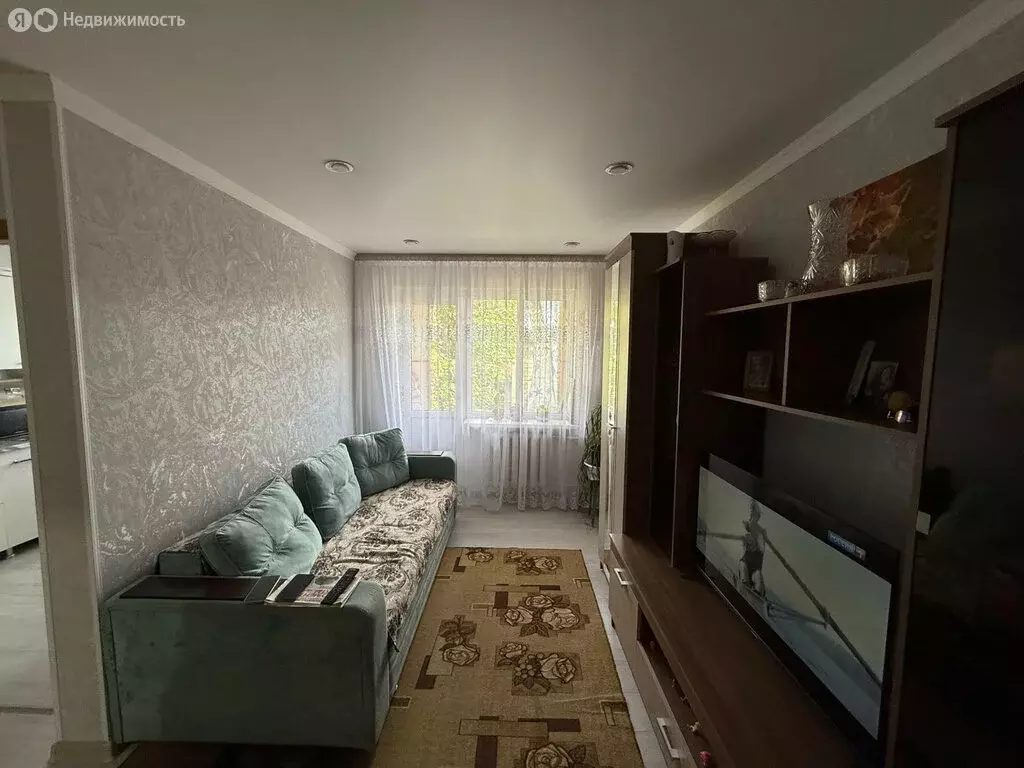 2-комнатная квартира: Алагир, улица К. Хетагурова, 128 (46.4 м) - Фото 1