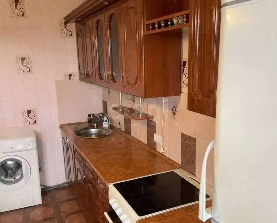 2-к кв. Белгородская область, Белгород ул. Губкина, 15д (53.5 м) - Фото 2