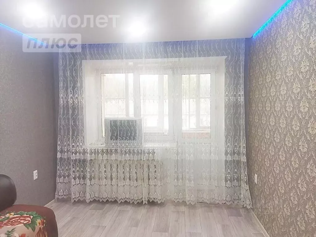 Комната Чувашия, Новочебоксарск Силикатная ул., 11 (16.7 м) - Фото 0