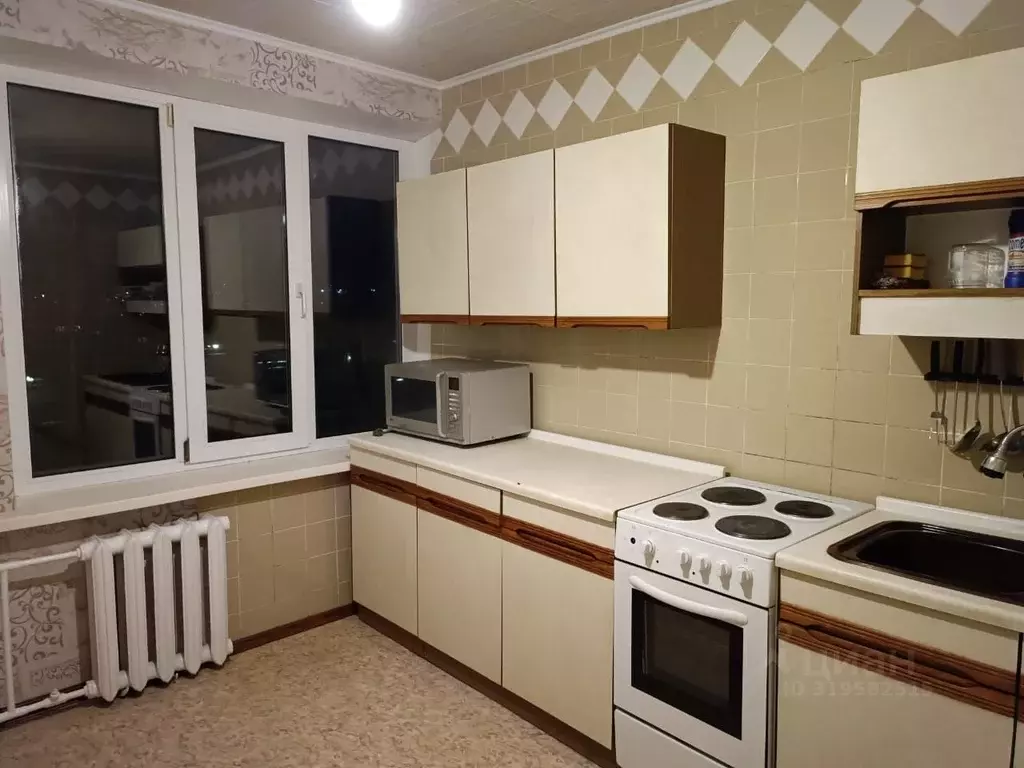 2-к кв. Саратовская область, Саратов Артиллерийская ул., 12 (50.0 м) - Фото 0