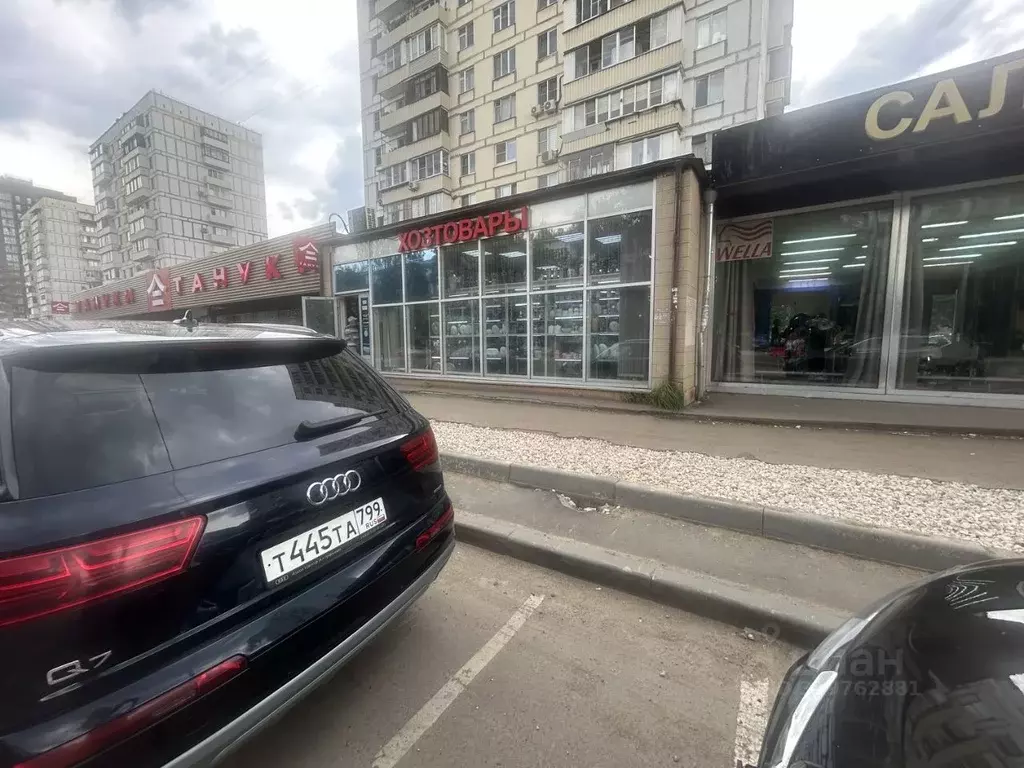 Торговая площадь в Москва 3-я Владимирская ул., 29 (195 м) - Фото 1
